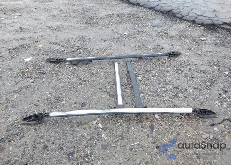 2009 Toyota Sienna Le z USA, uszkodzony, nr VIN 5TDZK23C09S247130